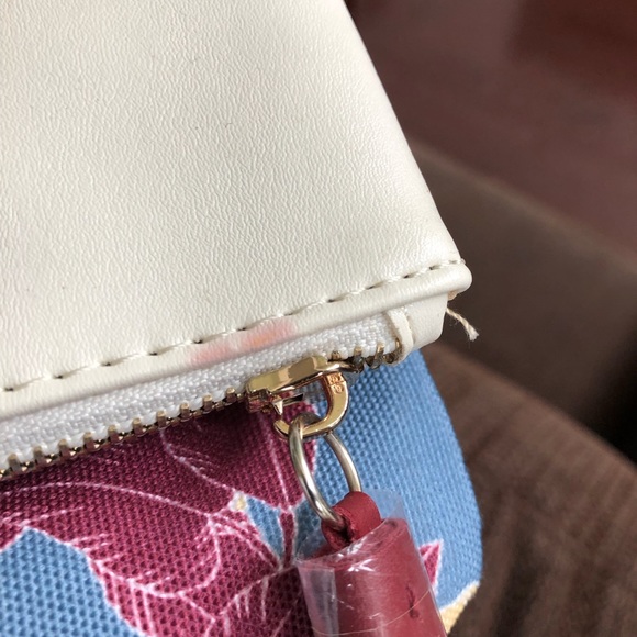 Convertible clutch - Picture 9 of 9